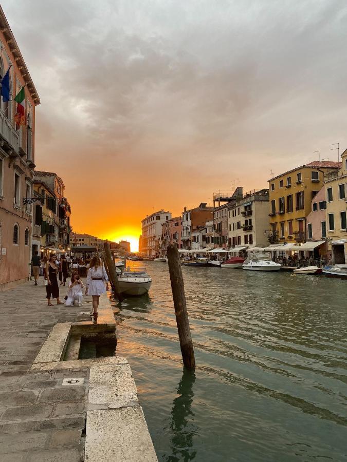 Casa Virginia Direct At The Canal Cannaregio With Own Roof Terrace Venice Luaran gambar