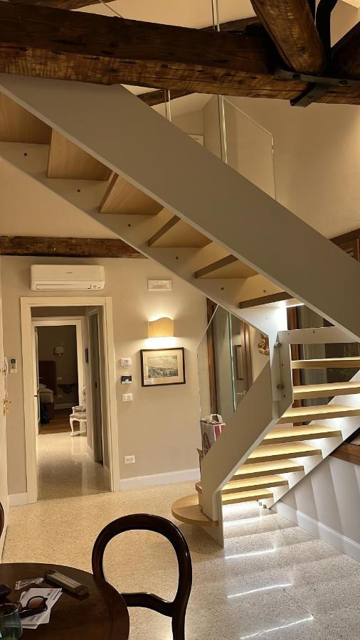 Casa Virginia Direct At The Canal Cannaregio With Own Roof Terrace Venice Luaran gambar